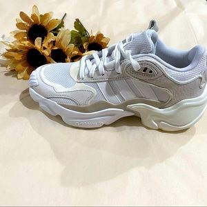 Adidas Magmur Runner W